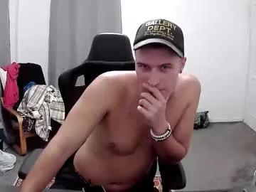 plkrisztian — Freechat on Chaturbate