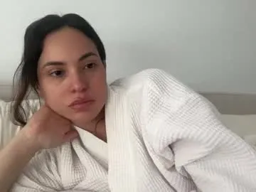 pollyyypocket — Up from my nap #new #latina #curvy #collegegirl #bigass #petite