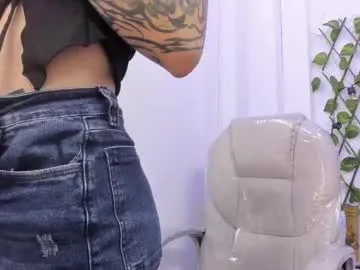 Avatar of purple_slut_