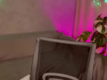 Avatar of queen_of_tease