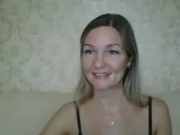 rialur09 — I am Galina from Moscow  #nonude #natural #feet #legs