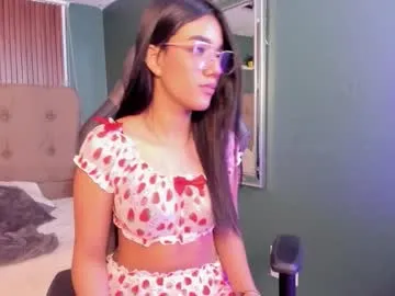 roseliin — Freechat on Chaturbate