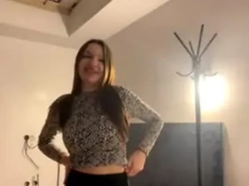rubyejakobson — GOAL - Take off sweater |help me get 300 thumbs up pls || #new #18 #teen #young #skinny [49 tokens remaining]
