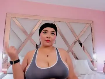 samanta_blakee — Goal: Sexy Dance #bigboobs #bigass #curvy #bbw #new - Next Goal: Show naked + masturbate pussy