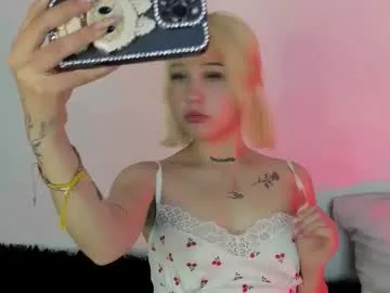 samantha_browwnn — GOAL: flash boobs slowly  [50 tokens remaining] How good you are here! Let's play, leave tip to smile , don't forget to follow me #smalltits  #18  #blonde  #young  #shy