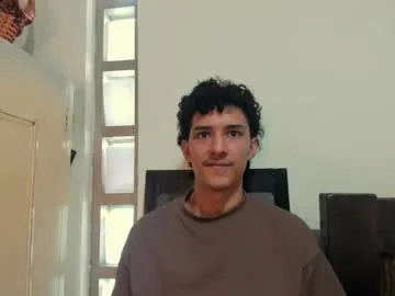 Avatar of santi_twink19