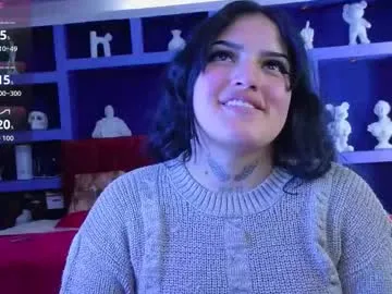 sari_belle — GOAL: Slow striptease + oil in body [39 tokens remaining] My skin slips with oil and my ass is waiting for you  follow me #new #latina #lush #cum #anal