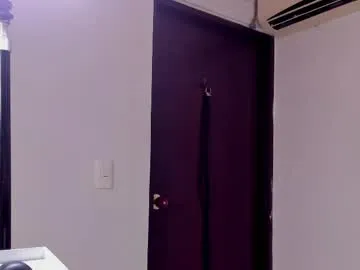 scarlet_castro — GOAL: Slow striptease to get all naked [46 tokens remaining] Pleasure room! can you make me squirt?? #SPH #JOI #CEI #BDSM  #twerk #natural #cute  #anal #ass #flexible #fitness #tease #dance #squirt #c