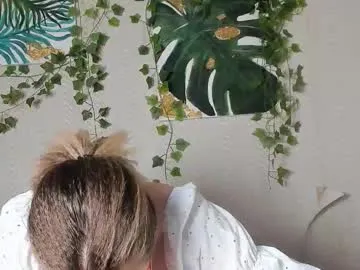 Avatar of seductive_she_wolf