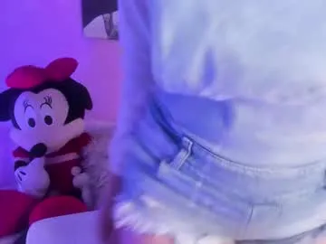 sofi_cuttie — Blowjob very wet [105 tokens left] #daddysgirl #18 #ahegao #twerk #squirt