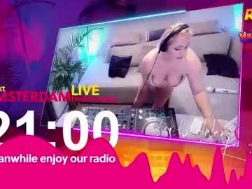 spicymarmelade — Enjoy Amsterdam Radio * 1 tk = 2min unblur  [Monthly target 2999 tokens remaining]