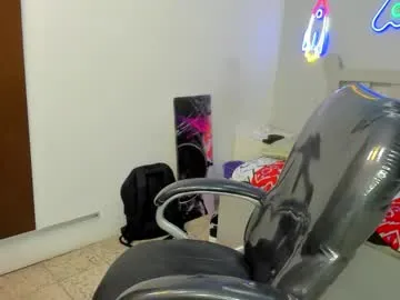 stiwentwink — GOAL: play with my dick [66 tokens remaining] Welcome to my room! #teen #twink #18 #skinny #cute