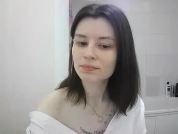 style_bliss — show ass  Hi, I'm Eva. Welcome to my room!  I'm a .  #new #brunette #bigass #skinny #18 [35 tokens remaining]