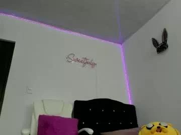 sweetjuly1 from Chaturbate is Freechat
