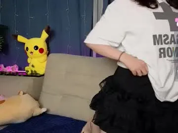 taitcurington — Hi,  squeeze tits  ^^ #shy #young #asian #18 #new [120 tokens remaining]