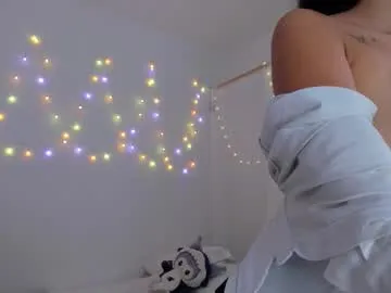 tamara_aluna_ — GOAL: naked total + sexy dance [100 tokens remaining] Welcome to my room! What do we do? Something naughty or something sexual? #latina #petite #lovense #squirt #pantyhose