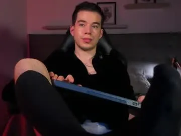 therealmartincox — Cum show / Pleasure Mode ON  #18  #bigcock   #feet #socks #lovense [777 tokens remaining]