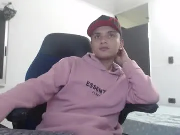 thomass_bender — Thomass_bender's room #18 #feet #bigcock #dance #lush