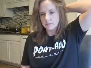 tinywithtiddies — good night sleepyhead .. come with me :)) #milf #gfe  #girlnextdoor #natural #prettyface #privateopen #privateshow