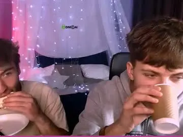 travis_wolf_ — GOAL: Make me happy [25 tokens remaining] Welcome to my room! #monstercock #gay #tease #18 #shy