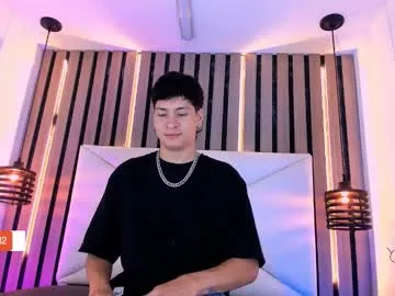 twink_bunny — GOAL: flash ass [24 tokens remaining] Welcome, come and have fun together !!!!! #twink #bigcock #young #18 #cum"