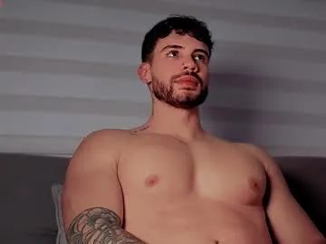 valenthinoking — Freechat on Chaturbate