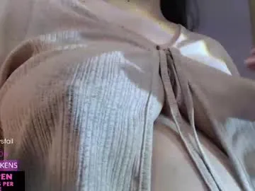 velvetcrystal — <3 #bigboobs #natural #brunette #young #pregnant