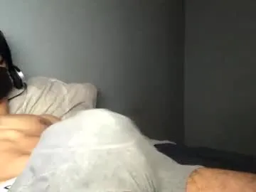 Avatar of vicente24milf