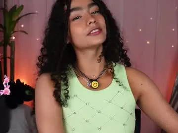 Avatar of vicky_curly