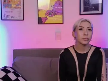 Avatar of violettgrey_