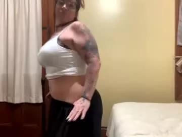 white_trash_beautyqueen1483 from Chaturbate is Freechat
