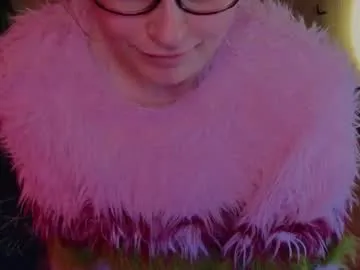 wow_luvng — hi..  i miss u sooo much;)  make me cum with tip - 38/99/160 - Goal: doggy without panties [154 tokens left] #shy #hairy #puffynipples #pantyhose #redhead