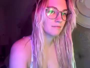x_dreamgirl_x model from Chaturbate