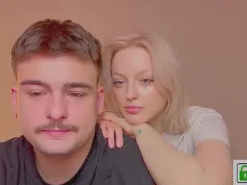 your_molly_mark — Lick pussy !! and fuck fingers [292 tokens remaining]