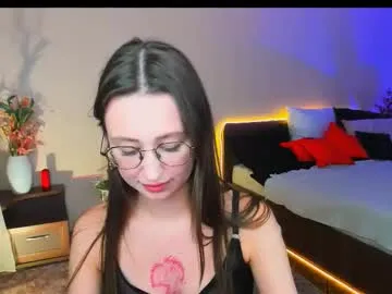 Avatar of yourlovelystoryy