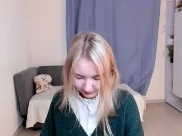 yuricazel — This is my first week here here, hello everyone, i'm Alesia, my first goal for today: Good morning world! #new #18 #shy #blonde #young [16 tokens remaining]