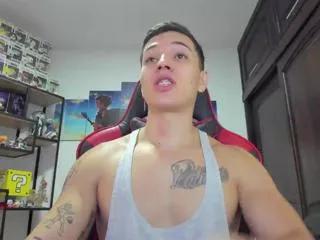 eban_grey from Flirt4Free is Freechat