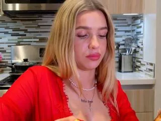 maci_reynolds's avatar