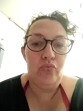 Avatar of -saraqueen-