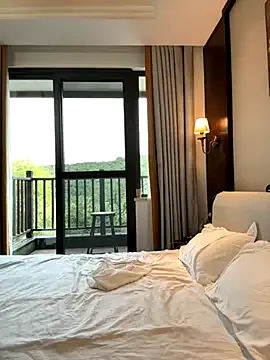 202509yoyo — Freechat on StripChat