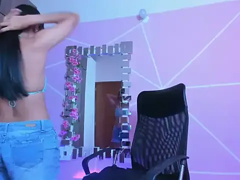 Avatar of _ALLYSON18_