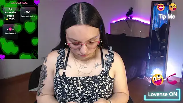 Avatar of _anne_hot21