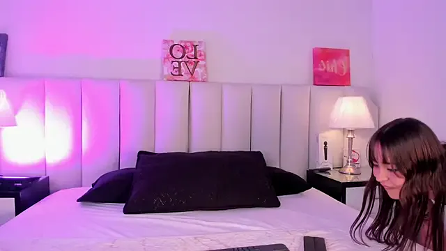 Avatar of _AriaVixen_