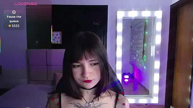 Avatar of _Charlotte_Collins_