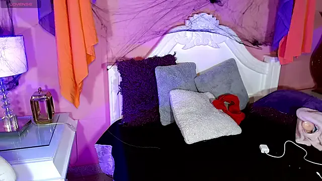 Avatar of _IsabellaRousse