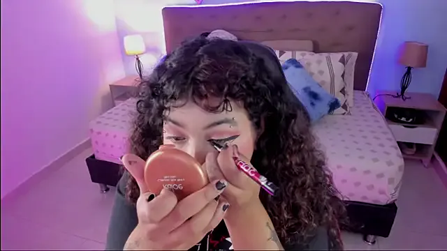 _Lilly_miller — full naked and play pussy