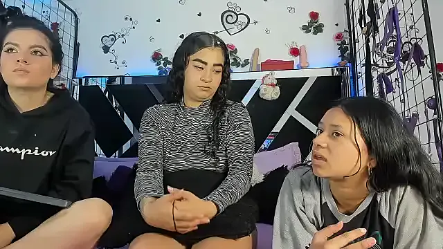 abby_eemily — SHOW FEET