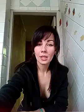 Adeline3302's avatar