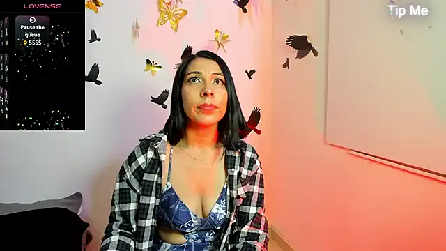 AdelleLennox_cg — show sexy pussy