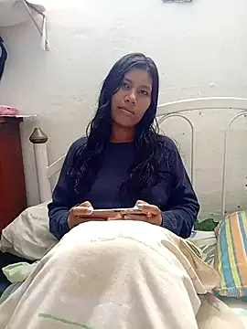 Adriana_20 — Masturbacin